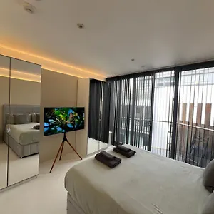 https://casa-olmi-in-shoreditch.brighton-hotels-england.com