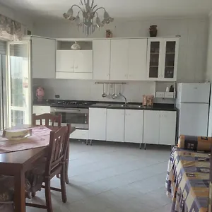 https://home-di-pia.hotels-amalfi.com